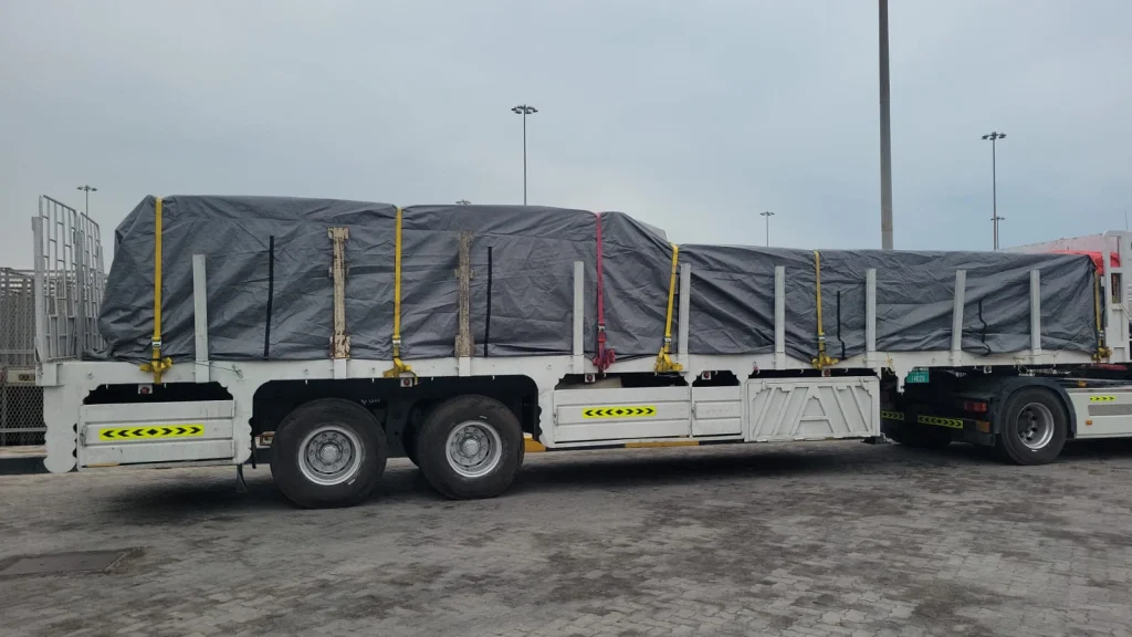 trailer-truck-rental-dubai-1024x576