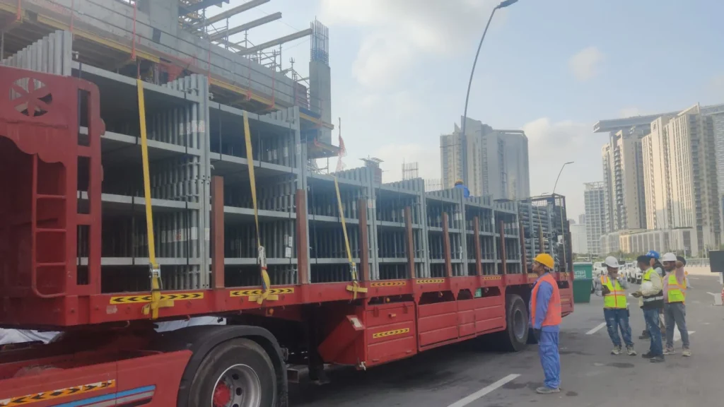 trailer-truck-rental-dubai-3-1024x576